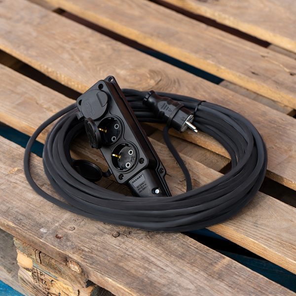 Удлинитель-шнур КГ 3х1,5, 20м, 3 гнезда, морозостойкий, с/з, 16А, 3500Вт, IP44 (Сделано в России) REXANT