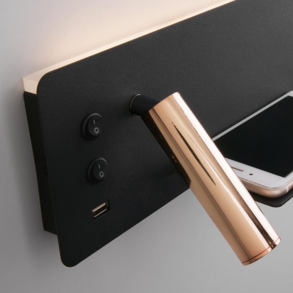 Настенный поворотный светодиодный светильник с USB Fant R LED (правый) MRL LED 1113 чёрный/золото