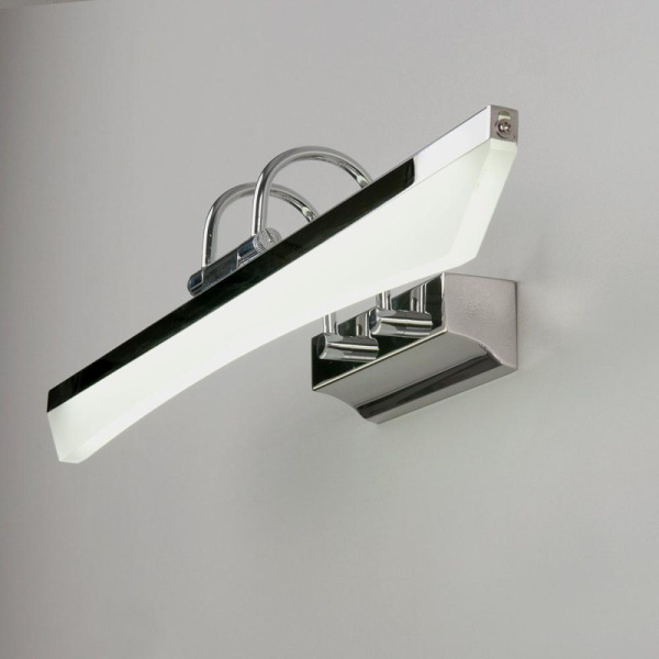 Настенный поворотный светодиодный светильник Selenga Neo LED MRL LED 7W 1004 IP20 хром