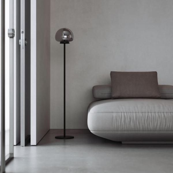 Напольный светодиодный светильник со стеклянным плафоном 90327/1 черный