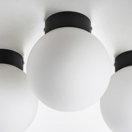 812017 Люстра GLOBO 1х40W E14 matt black/white