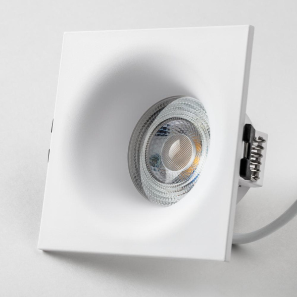 012136 Рамка (светильник) PVC д/LED-модулей 941хх и LED-ламп D50мм LEVIGO QUAD БЕЛЫЙ