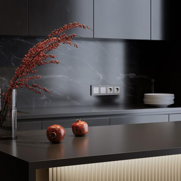 Рамка на 4 поста Slab (серебро софт) W0042965