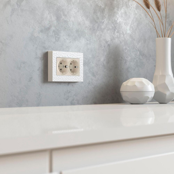 Рамка для двойной розетки (белый) W0082401