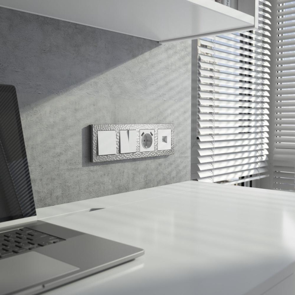 Рамка на 4 поста (серебряный) W0042406