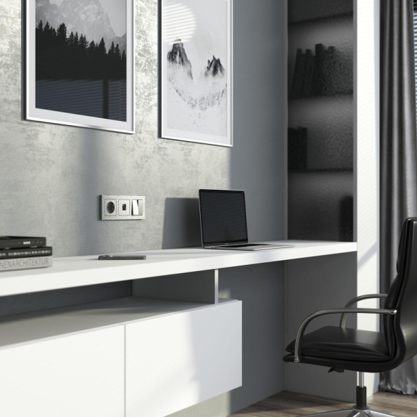 Рамка на 3 поста (серебряный) W0032406