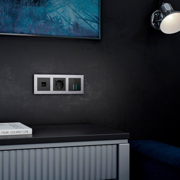 Рамка на 3 поста (серебряный) W0032406