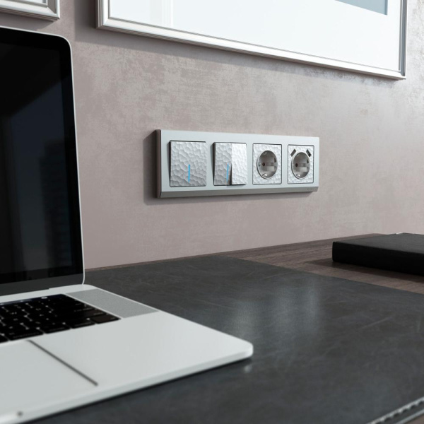 Накладка для розетки USB (серебряный) W1279506