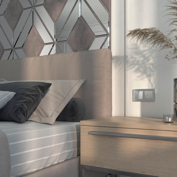 Выключатель одноклавишный с подсветкой (серебряный) W1210106