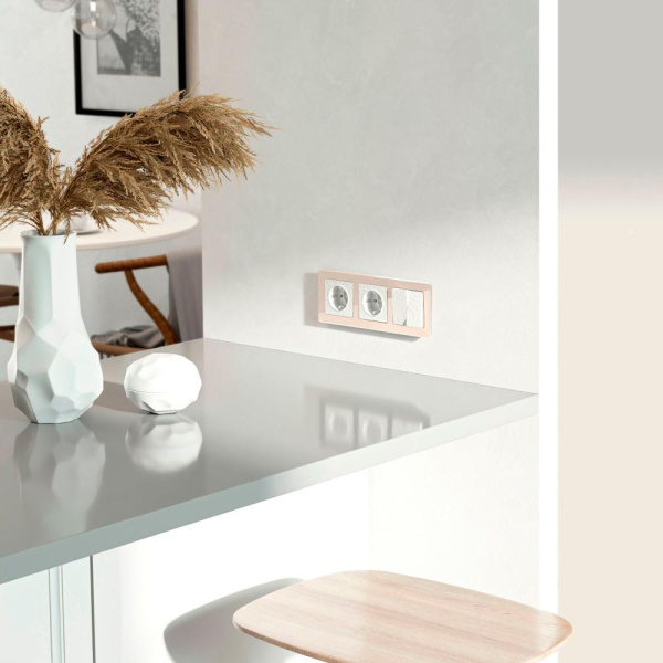 Выключатель двухклавишный проходной (белый) W1222001