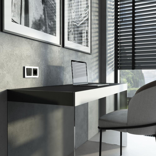 Выключатель жалюзи (черный матовый) W1124508