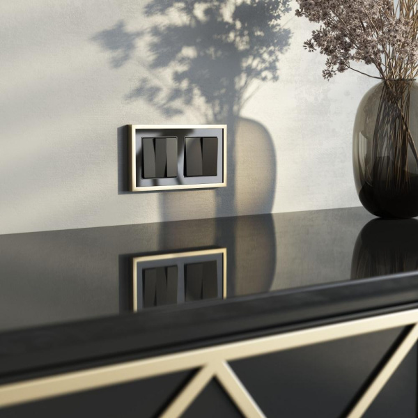 Выключатель трехклавишный  (черный матовый) W1130008