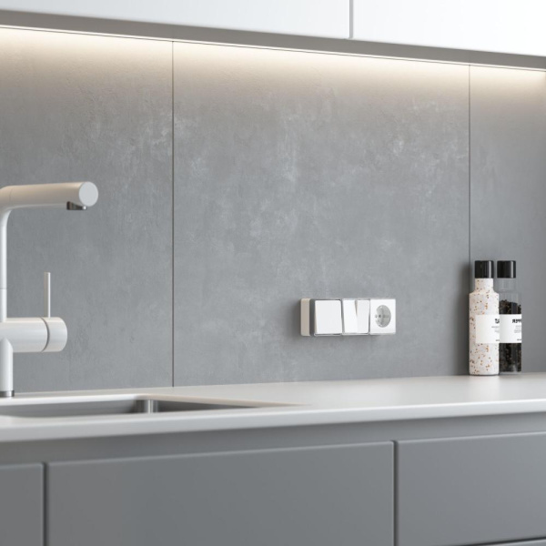 Выключатель одноклавишный проходной Gallant (белый) W5012001