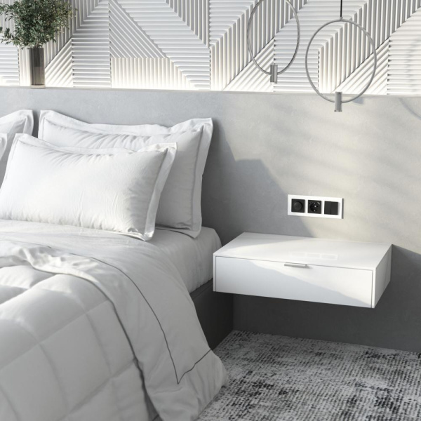 Рамка на 3 поста (белый матовый) W0031105