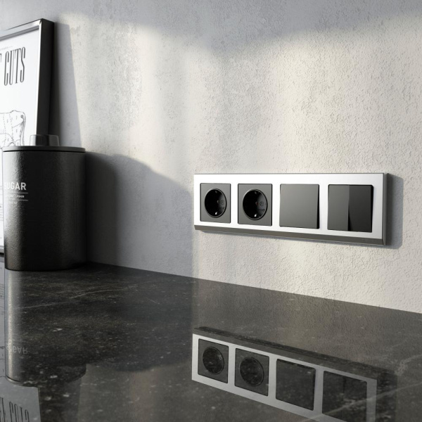 Рамка на 4 поста (серебряный) W0041806