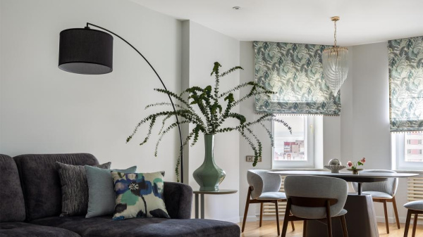 Напольный светильник (торшер) Maytoni Z328-FL-01-B