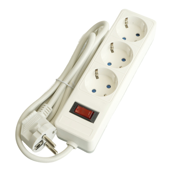 Сетевой фильтр 3-местный с/з STEKKER HM20-31-05 3x1мм2, 5 м, серия Optima, белый