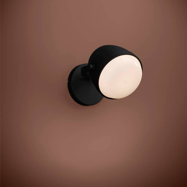 390081 Бра UPANEMA