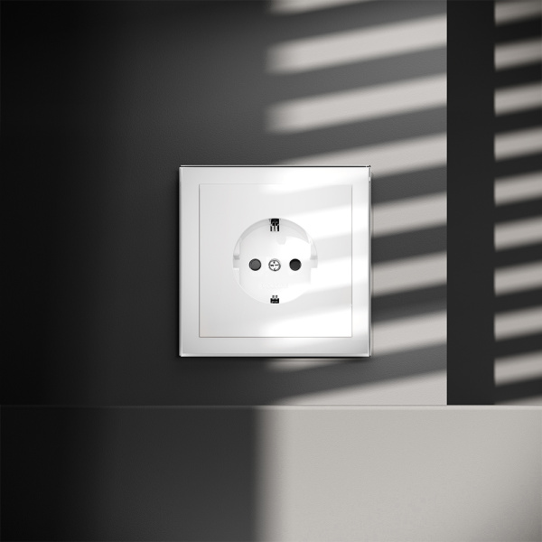Розетка встраиваемая VOLTUM S70 с заземлением и защитными шторками, 16А, (белый глянцевый)