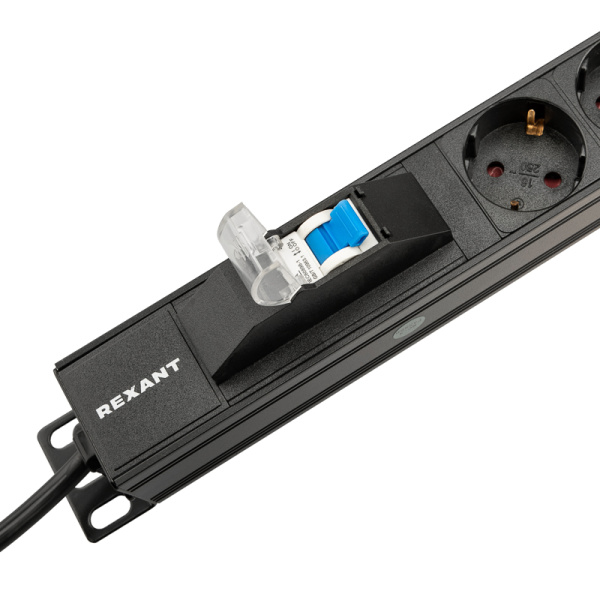 Блок распределения питания для 19" шкафов, вертикальный, 20 розеток СЕЕ 7/4, 16А, автомат защиты, алюм корп, шнур 2м, вилка СЕЕ 7/7 REXANT