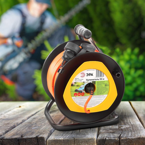 Удлинитель силовой ЭРА RPx-1-2x1.5-50m для газонокосилки без заземления 1 розетка 50м ПВС 2x1.5мм2