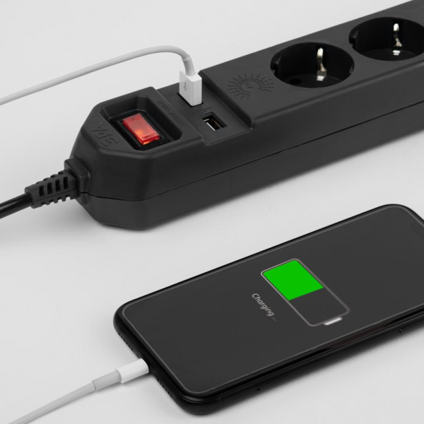 Сетевой фильтр ЭРА  USF-5es-1.5m-USB-B с базовой защитой с заземлением с выключателем 5 розеток 1,5м 2хUSB 10А черный