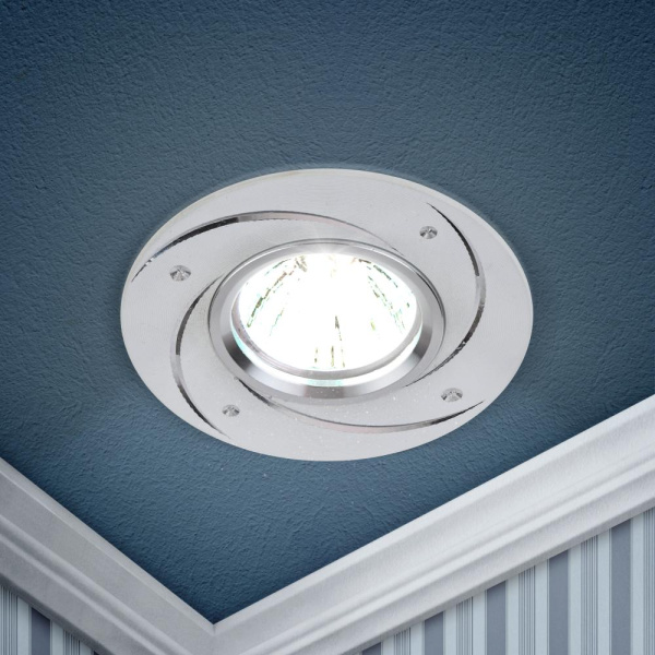 KL43 WH/1 Светильник ЭРА Светильник ЭРА литой  "алюминевый " MR16,12V/220V, 50W белый (100/2100)