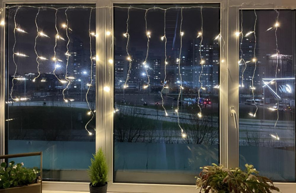 ENOB-2B ЭРА Гирлянда LED Бахрома 2м*1м теплый свет, 24V,  IP44 (80/960)