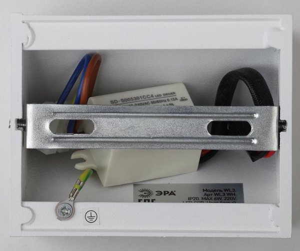 WL3 WH Подсветка ЭРА Декоративная подсветка светодиодная 6Вт IP 20 белый (20/600)