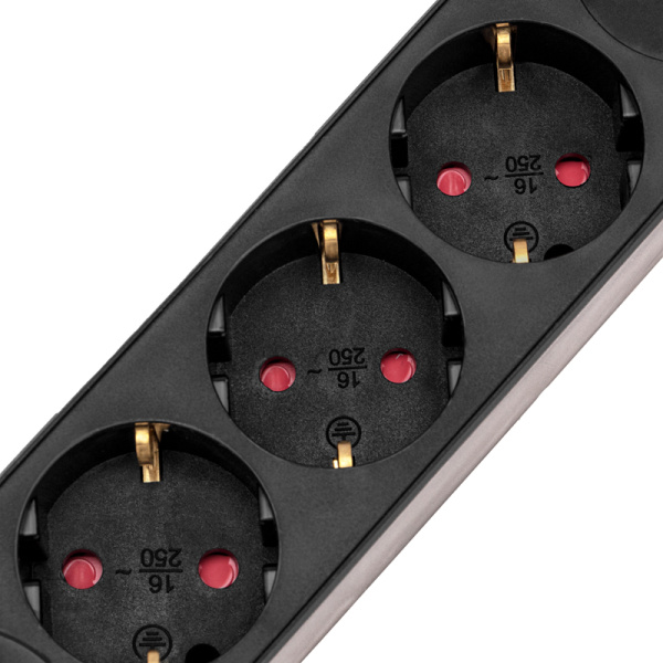 Удлинитель STANDARD 3 гнезда, 5м, 3х1,0мм², с/з, с выключателем, 2 USB, черный REXANT