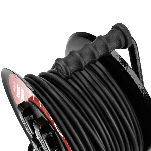 Удлинитель силовой КГ на катушке 4 гнезда, с/з, 50м, 3х2,5мм², IP44 с выключателем, c защитными крышками, металлическая катушка REXANT