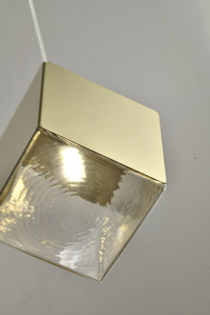 Люстра  подвесная ZORTES ICE CUBE ZRS.1005.01, Мощность - 10Вт , Тип лампы: G9, В -1500мм/650мм / Ш - 180мм