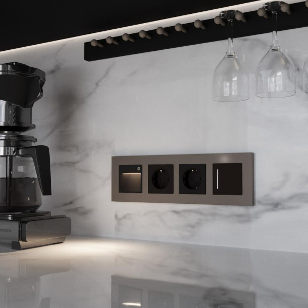 Рамка на 4 поста Slab (бронза софт) W0042963