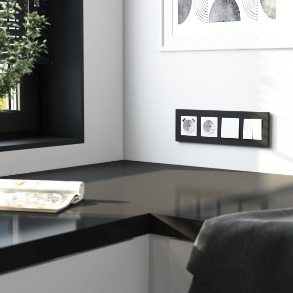 Рамка на 4 поста Slab (черный софт) W0042908