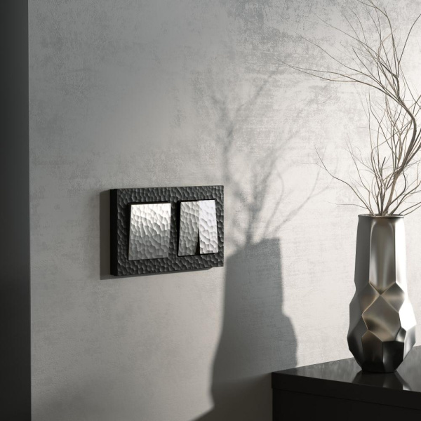 Выключатель двухклавишный проходной (серебряный) W1222006