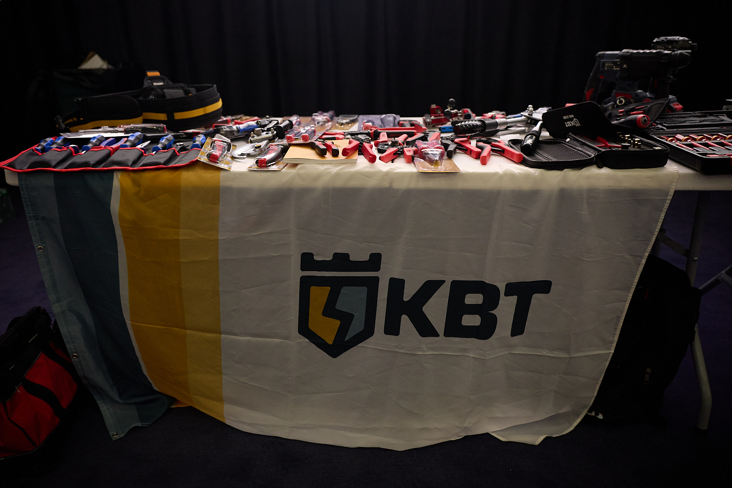 mini ELECTRO FORUM 19.09.25 Промрукав и КВТ