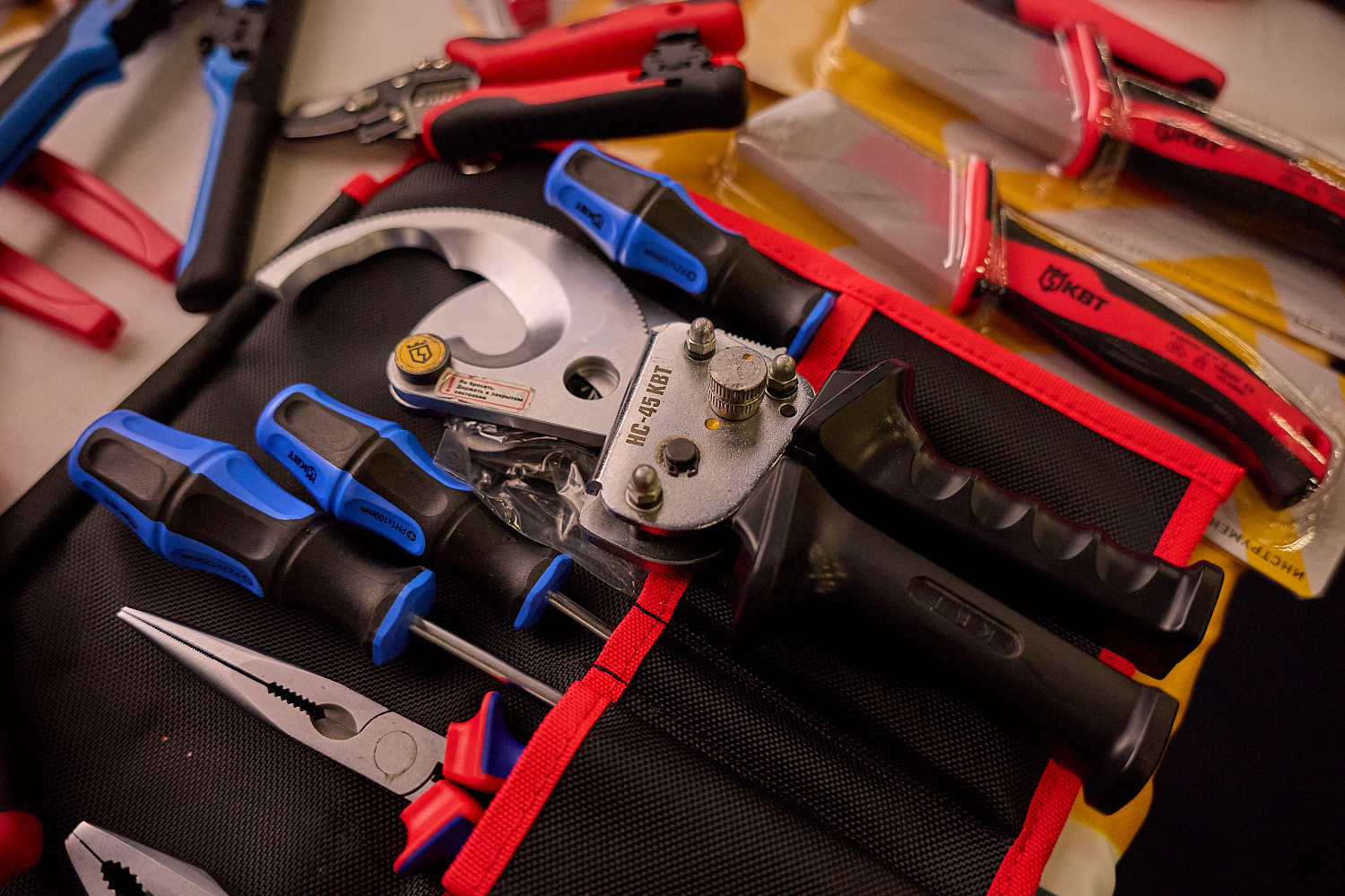 mini ELECTRO FORUM 19.09.25 Промрукав и КВТ