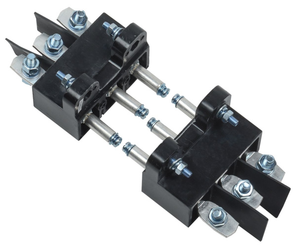 Панель втычная ПМм1-125 c задним резьбовым присоединением для ВА88-32 MASTER IEK