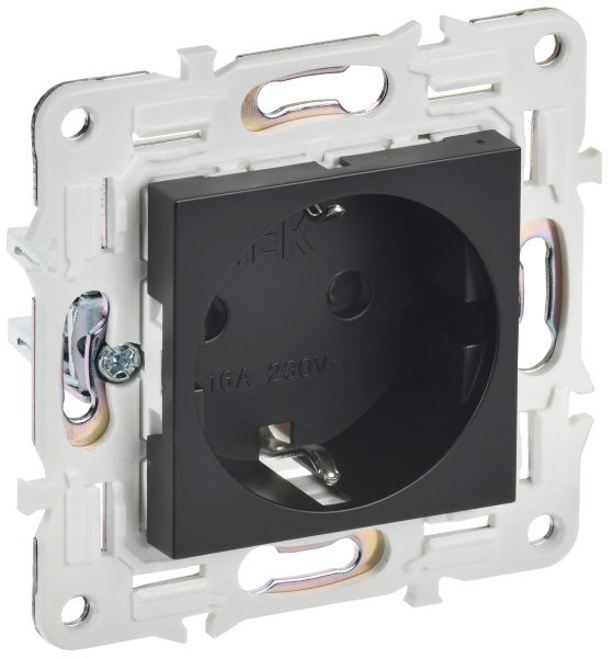 SKANDY Розетка с заземлением с защитными шторками 16А безвинтовое крепление SK-R06Bl черный IEK