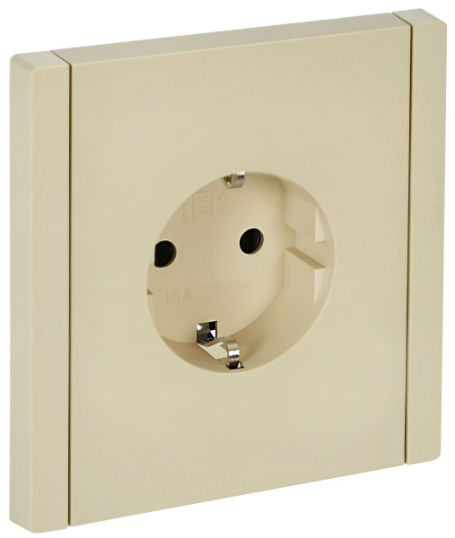 FORTE&PIANO Розетка 1-местная с заземлением с защитными шторками винтовое крепление 16А FP415 ваниль IEK