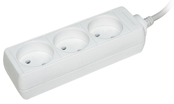 Удлинитель У3 3 места 2P/3м 2х0,75мм2 10А/250В IEK
