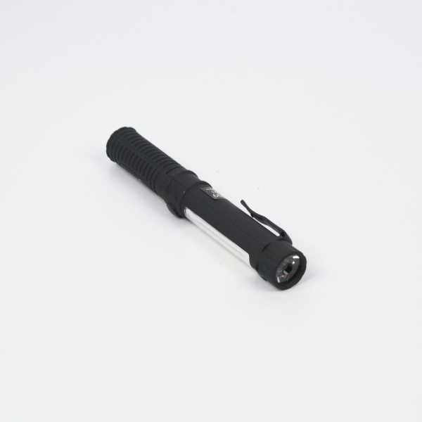 Фонарь ручной Gauss модель GFL109 4W 200lm 3xAAA LED 1/12/72