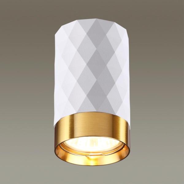 4286/1C HIGHTECH ODL22 403 белый/золотистый/металл Потолочный светильник IP20 LED GU10 max 10W AD ASTRUM