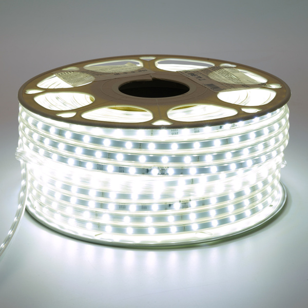 Лента светодиодная SST20 SAFFIT 60SMD(2835)/м 6Вт/м 220V 50м , 6500K, IP65 SAFFIT SST20