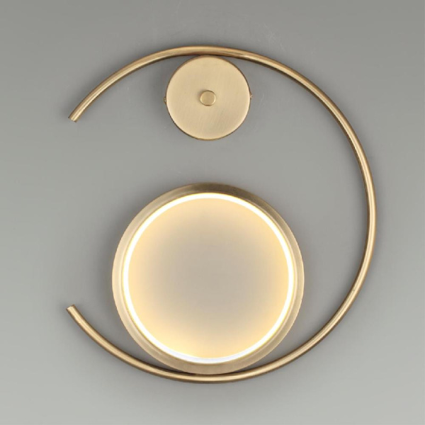 5689/7WL LEDIO LN23 000 золотой Бра LED 7W 3000K 550Лм 220V GOLDIE