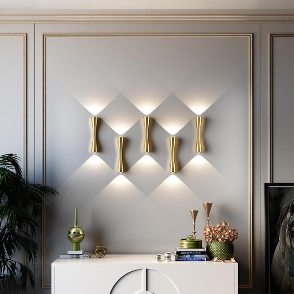 4292/10WL HIGHTECH ODL22 373 золотистый/металл Настенный светильник IP20 LED 10W 536Лм 3000K ANIKA