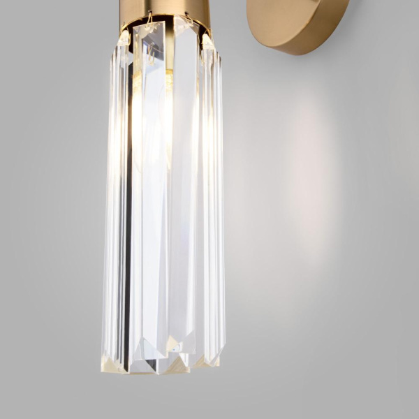 Настенный светильник с хрусталем 60163/1 латунь