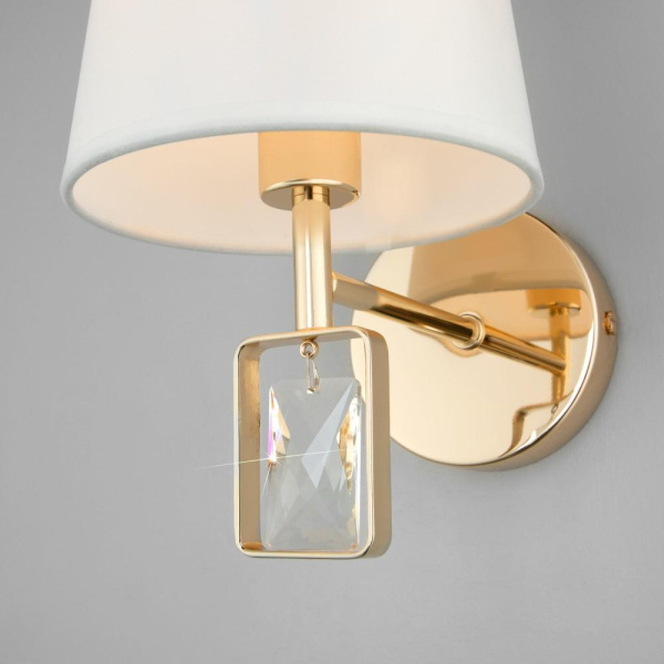 НАСТЕННЫЙ СВЕТИЛЬНИК С ТКАНЕВЫМ АБАЖУРОМ 60137/1 золото