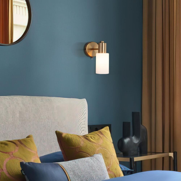 Настенный светильник со стеклянным плафоном 70160/1 латунь