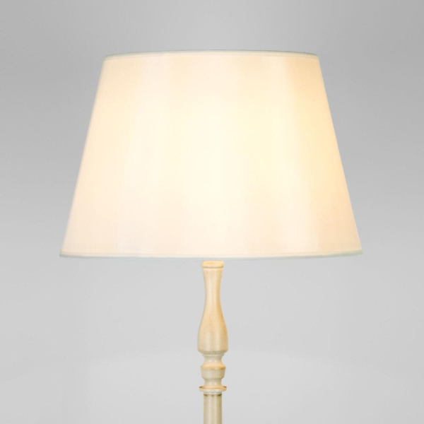 Напольный светильник с тканевым абажуром 01088/1 белый с золотом